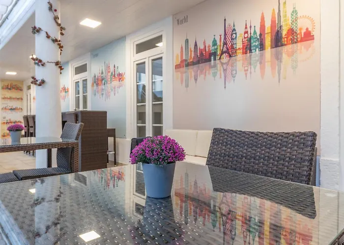 Seven Dreams 招待所 4*